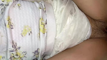 Gadis Perawan Minta Digituhin Setelah Lihat Kontol Gede Guru Lesnya