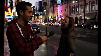Apakah Cewek Juga Nonton Film Biru? (billie Eilish) – Dee Williams