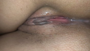 Gadis Nakal Mendambakan Kenikmatan