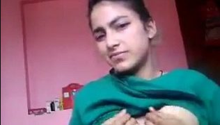 Desi Babe’s Private Solo Show Mms Clip