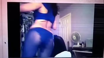 Pacar India Menggoda Dan Menari Dengan Goyang Yang Menggairahkan