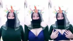 Ukhti Fira Menggoda Dengan Balutan Hijab Dan Baju Ketat Warna Hijau