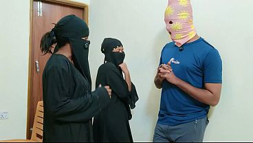 Goyang Pantat Besar Panas Kedua Saudariku Berhijab Sampai Terbelah