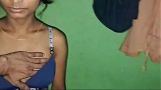 Gairah Membara: Bhabhi India Menggoda Di Ranjang