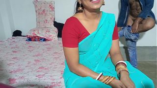 भाभी की गर्म चुदाई जब वो मेरे कमरे में अकेली आई