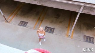 Ava Sinclaire Menggoda Di Hari Spesial Amerika