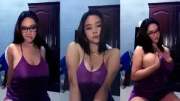 Goyangan Panas Marsha Selama 60 Menit
