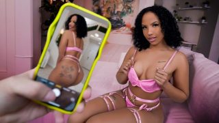 Kakak Tiri Ebony Manis Menggoyang Lebih Gila Daripada Mantan