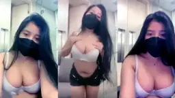 Puput Ngangkang Menggoda Pascol Meremas Payudara Montok