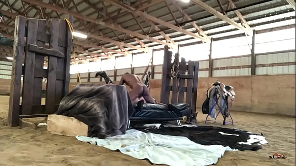 Cowboy Dan Indian: Sloan Rider Ngebut, Coach Cardher Ngegas, Randy Denmark Ngebor