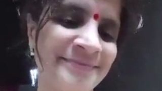 Big Pantat Montok Mami Desi Bugil – Video Mms Cewek Desi