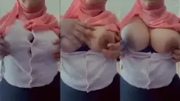 Jilbab Pink Montok, Toket Gede Banget Bugil Bikin Makin Liar.