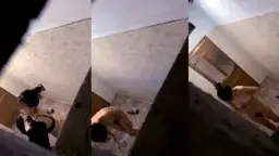 Ngintip Adik Temen Cindo Seksi Lagi Mandi, Bikin Meleleh.