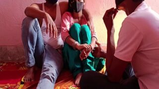 Suami Ngentotin Istri Sama Orang Lain Di Video Sex Dehati