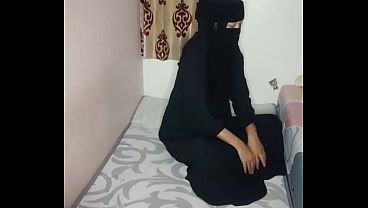 Gadis Bercadar Main Sapi-sapian Sama Sopir Pribadi, Goyang Di Dalam Mobil.