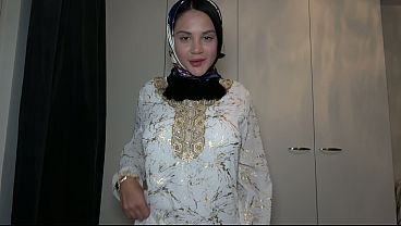 Pov – Ngewein Adik Tiri Cantik Berjilbab, Romantis Banget Sampai Mulus