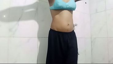 Video Viral Kakak Tiri India Goyang Hot