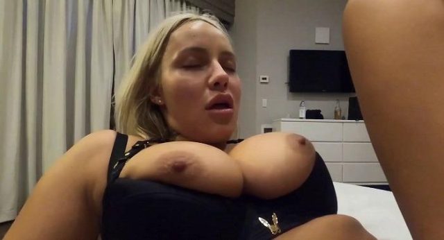 Kylie Page Dikocok Habis Sampai Banjir Sama Kontol Besar Hitam
