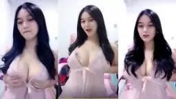 Remas Buah Dada Sheeila Indy, Makin Liar, Makin Panas.