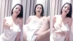 Rosalinda Colmek Sambil Ngos-ngosan, Ahhh Nikmat Banget.