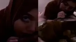 Sepongan Hijab Cokelat Manis, Bibir Merah Menggoda, Siap Digoyang