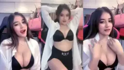 Si Cantik Lidya Danira, Goyangannya Bikin Makin Binal Dan Basah.