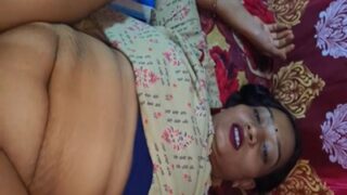 Suami Bangunin Istri Sambil Colongin Rekaman Ngentotnya Yang Brutal
