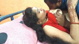 Suami Horny Ngewe Istri Montok Susu Gede Kayak Binatang Buas
