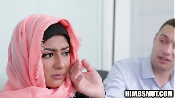 Gadis Hijab Terpaksa Digaruk Bule Amerika Sampai Meraung