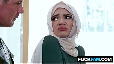 Wtf Cewek Hijab Imut Ngewe Pertama Kali Sama Tukang Ledeng Naudi Nala, Jason Sarcinelli