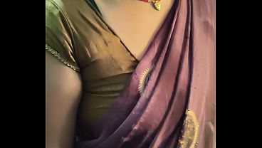 Gue Suka Banget Sama Ibu-ibu India Seksi Yang Bikin Darah Mendidih.