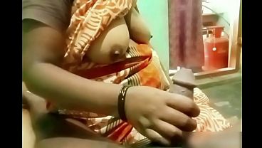 Aunty India Colok-colok Kontol Bocah, Bikin Muncrat