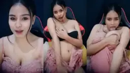 Kigkin Marcha, Cewek Cantik, Remas-remas Toket Sambil Mendesah Nikmat.