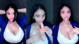 Kylie Tetek Basah Montok Ngeces Nikmatin Dildo Di Mulut.