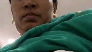 Tontonan Seru Mulu Si Tante Seksi Yang Bikin Ngiler.