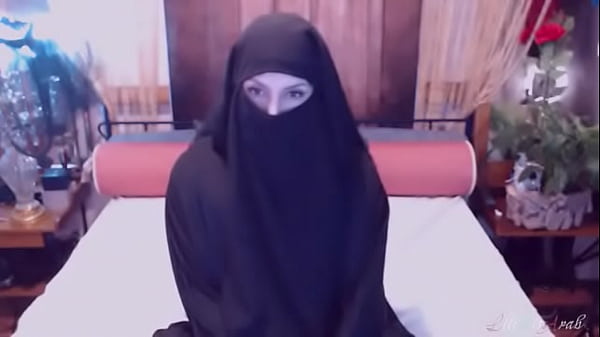 Guru Melarat Digebukin Murid Arab Nakal
